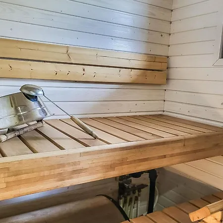 Aurinkoalppi 12a Paritalon Ylaekerta By Interhome *